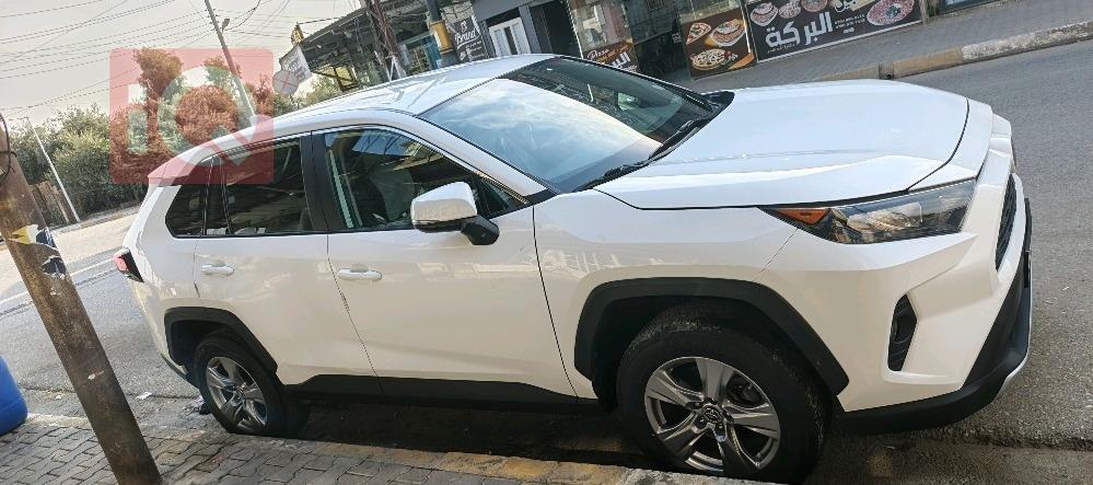 تويوتا راف 4